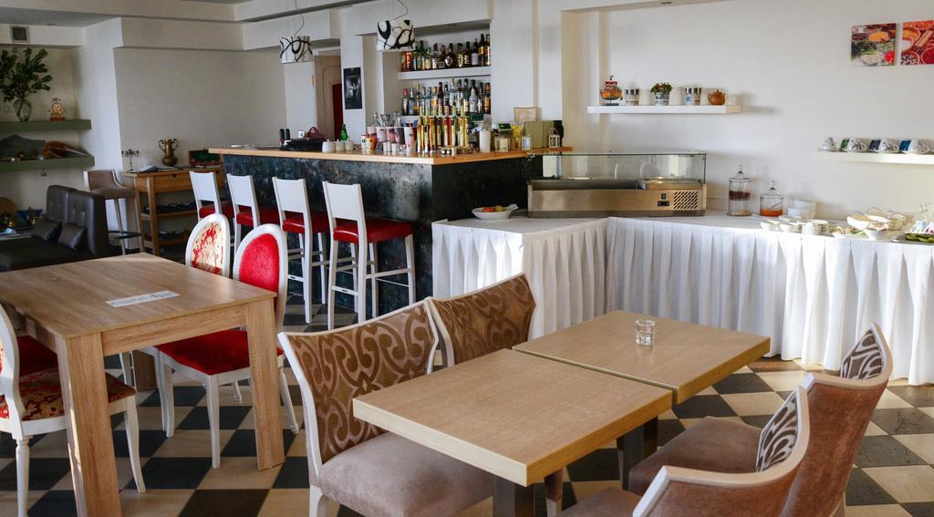 Filion Eco Hotel & Suites 尼亚斯蒂拉 外观 照片