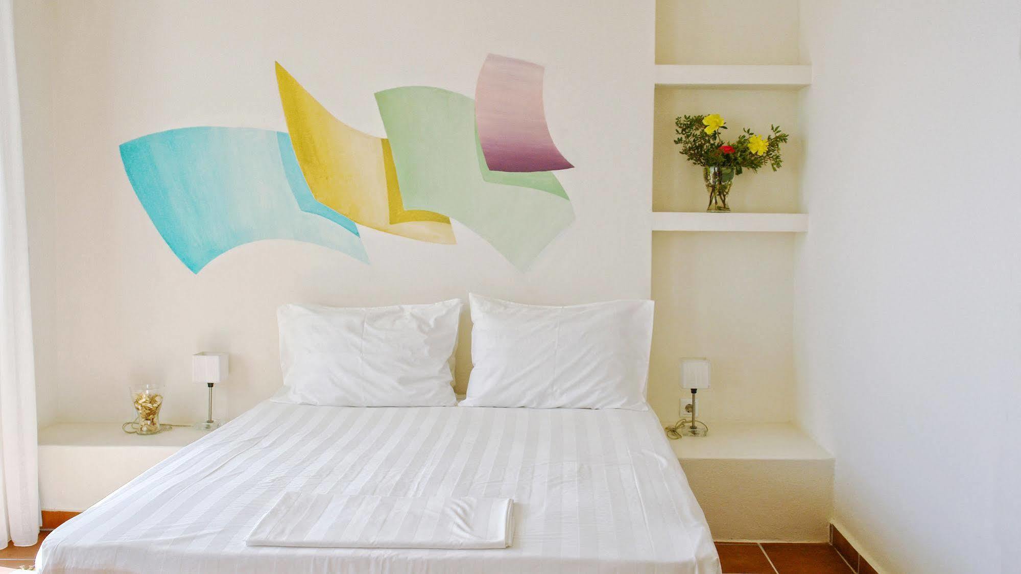 Filion Eco Hotel & Suites 尼亚斯蒂拉 外观 照片